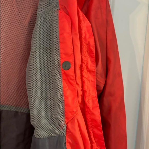 Sierra Designs Red Zip up windbreaker jacket, women’s medium, GUC - Picture 5 of 6